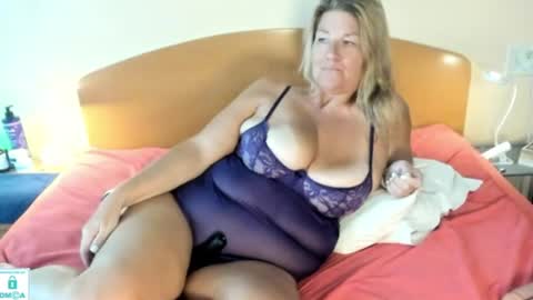 Shelby or if you want to make me purr just call me Kitten  online show from July 13, 10:13 pm