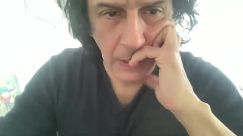 AlphAndre online show from February 15, 11:28 am