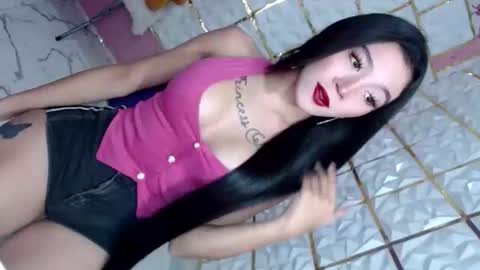 Chloe- DONT FORGET TO FOLLOW MElets getting to know each other and make some love and fun online show from June 3, 8:39 am