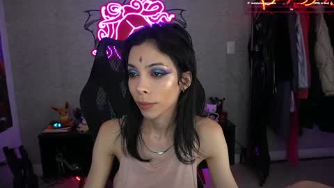 Sofie Kimino online show from January 8, 4:23 am