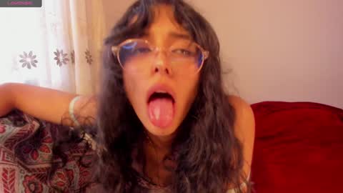 . .  online show from December 4, 9:51 pm