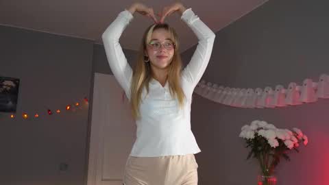 Snapshot of aluntick chatting on October 25, 1:44 pm Amelia NEXT STREAM  online show from October 25, 1:44 pm