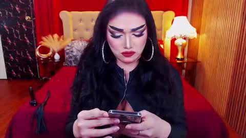 Alura Jhenson online show from November 4, 12:56 am