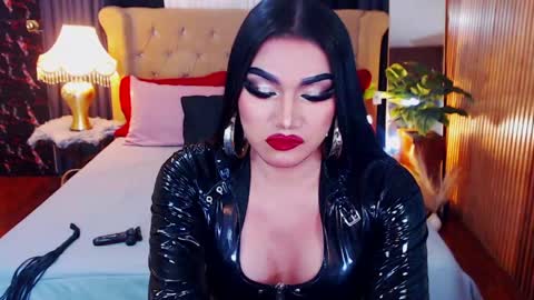 Alura Jhenson online show from May 1, 1:54 am