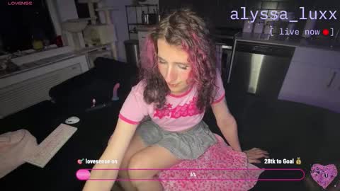 Alyssa online show from February 5, 8:51 am