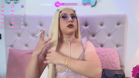 Snapshot of alyssaa_hunter chatting on February 13, 7:10 pm alyssaa_hunter online show from February 13, 7:10 pm