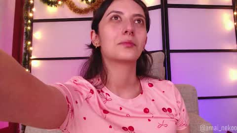 Amai  Sinclair  online show from January 7, 10:15 pm