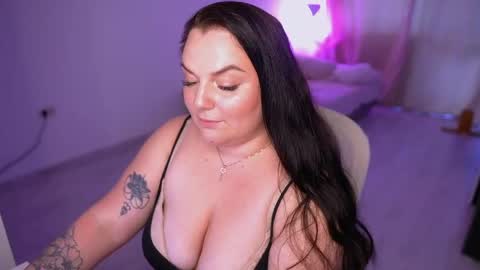 amalia_minkxx online show from May 24, 1:50 pm
