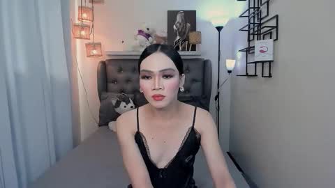Snapshot of amaliaanderson69 chatting on October 16, 4:34 am Trisha Greyson online show from October 16, 4:34 am