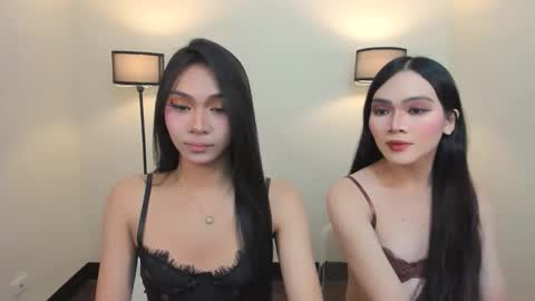 Snapshot of amaliaanderson69 chatting on October 17, 2:32 pm Trisha Greyson online show from October 17, 2:32 pm