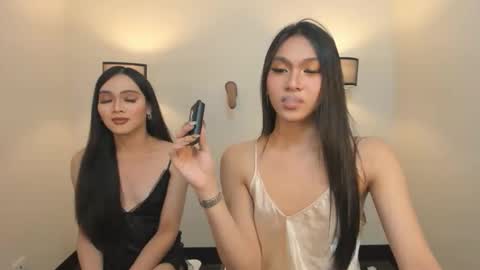 Snapshot of amaliaanderson69 chatting on October 21, 7:17 pm Trisha Greyson online show from October 21, 7:17 pm
