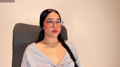 Amalia    real MIA  online show from July 27, 4:21 am