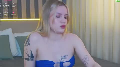 Amalia online show from May 4, 1:17 pm