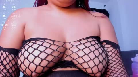 amanda29_ online show from April 15, 8:20 pm