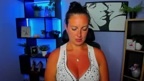 Amanda online show from July 28, 4:39 pm