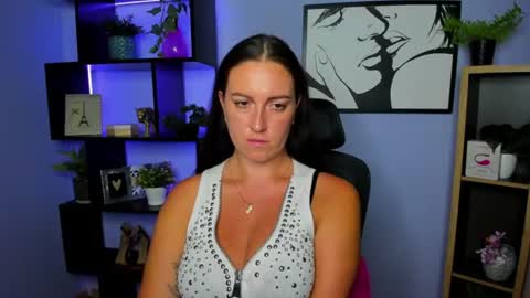Amanda online show from July 8, 2:31 pm