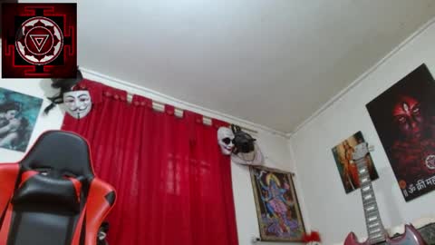 Amanda Valeska online show from April 6, 5:25 pm