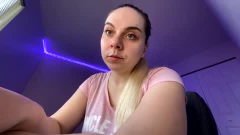 Amanda online show from March 3, 11:24 pm