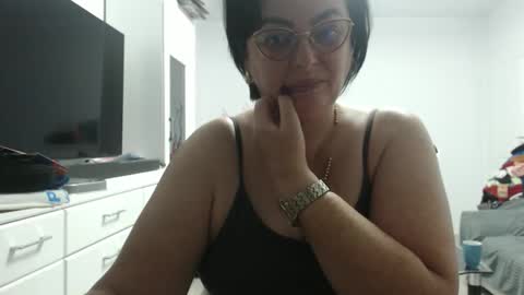 Anda online show from October 31, 8:42 pm