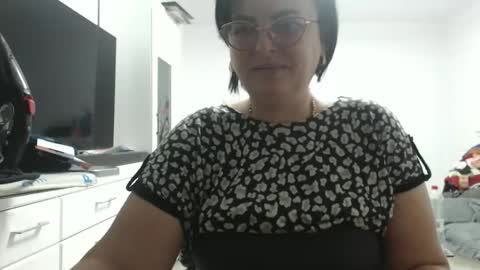 Anda online show from October 28, 8:43 pm