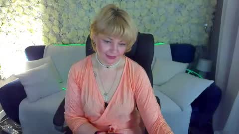 Sofia online show from May 10, 7:09 pm