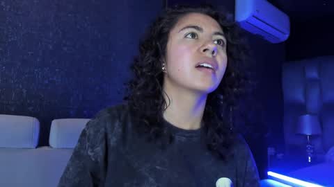 Emily online show from March 29, 11:23 am