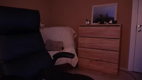 amateur_fitbabex online show from December 5, 7:07 am