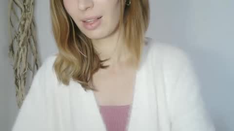 Alexandra online show from March 2, 1:05 pm