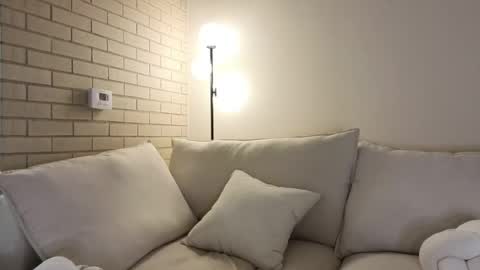 amaya_floress online show from July 13, 6:39 am