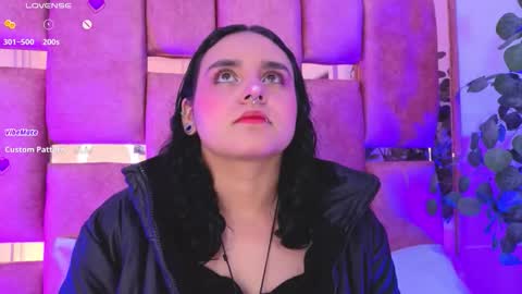   online show from November 4, 11:00 am