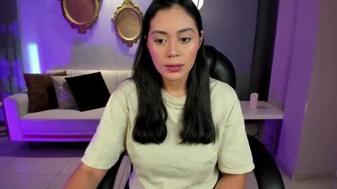 Snapshot of ambarjames_ chatting on October 20, 11:26 am Ambar online show from October 20, 11:26 am