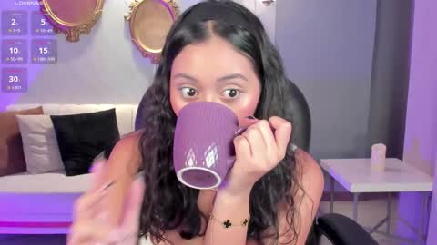 Snapshot of ambarjames_ chatting on October 18, 12:09 pm Ambar online show from October 18, 12:09 pm