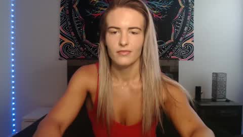 Snapshot of amber__xoxo chatting on September 16, 1:35 pm Amber online show from September 16, 1:35 pm