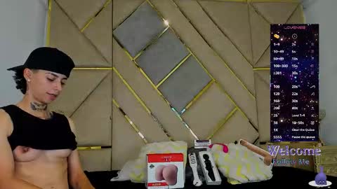 Amber  online show from November 7, 6:21 pm