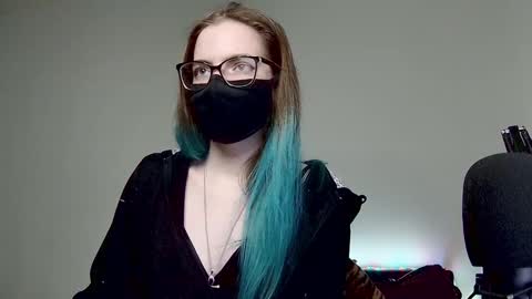 Amber non-nude model online show from January 14, 3:11 am