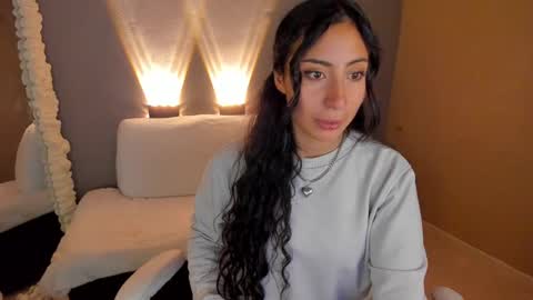 amber_curly online show from March 3, 11:35 pm