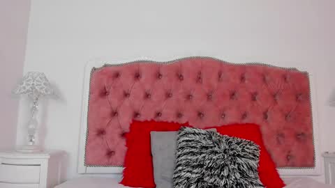 julieta  online show from September 15, 12:39 pm