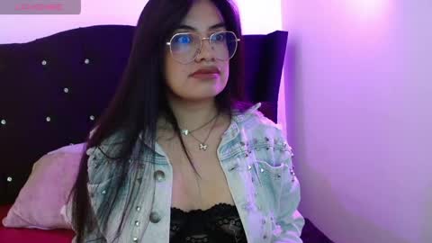 Amber online show from May 9, 1:28 pm