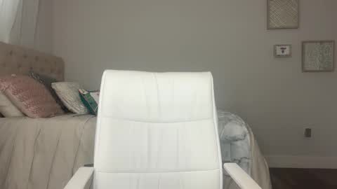 Amber online show from December 3, 11:27 pm