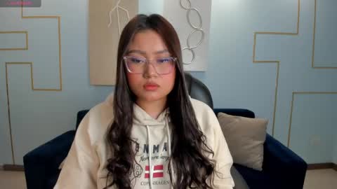 Amber  online show from March 12, 3:02 am