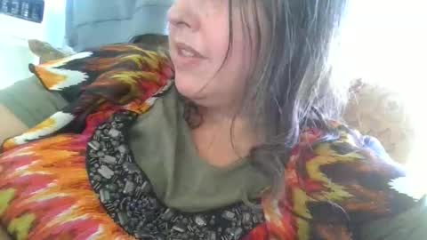 amberlixen online show from April 27, 2:03 pm