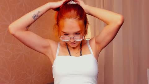 Snapshot of amberlyconda chatting on October 16, 4:45 am Sofia online show from October 16, 4:45 am