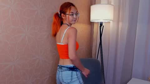 Snapshot of amberlyconda chatting on October 13, 6:15 am Sofia online show from October 13, 6:15 am