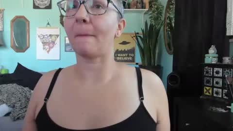 Amber Moran online show from October 23, 5:14 pm