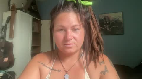 ambermoss7 online show from July 15, 10:47 pm