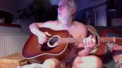 Amberr11 online show from November 8, 12:02 am