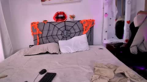 Amber  online show from October 10, 8:13 pm