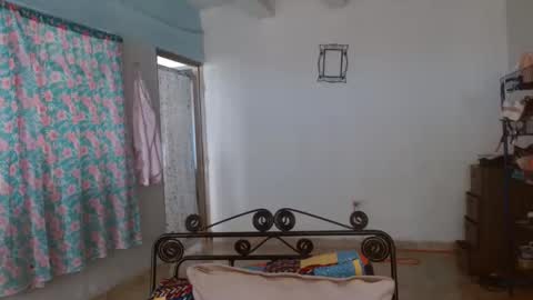 Snapshot of amelia_2023 chatting on October 14, 2:42 pm amelia  online show from October 14, 2:42 pm