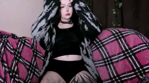 Amelia online show from May 10, 4:46 pm