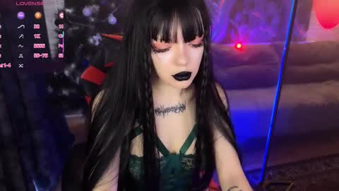 Amelia Aley  online show from January 18, 9:51 am